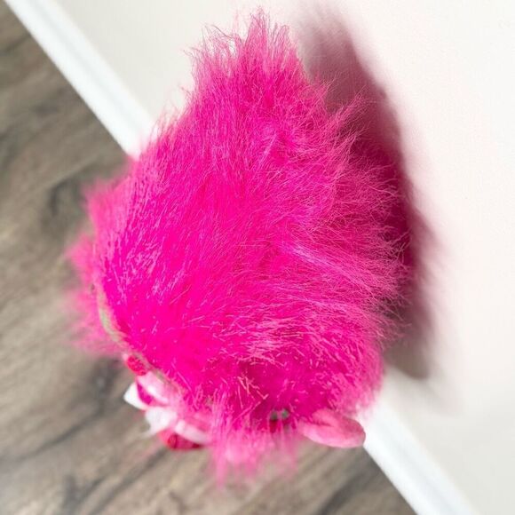 Dreamworks Trolls Poppy Plush 28” Stands Alone Clean - Picture 4 of 15